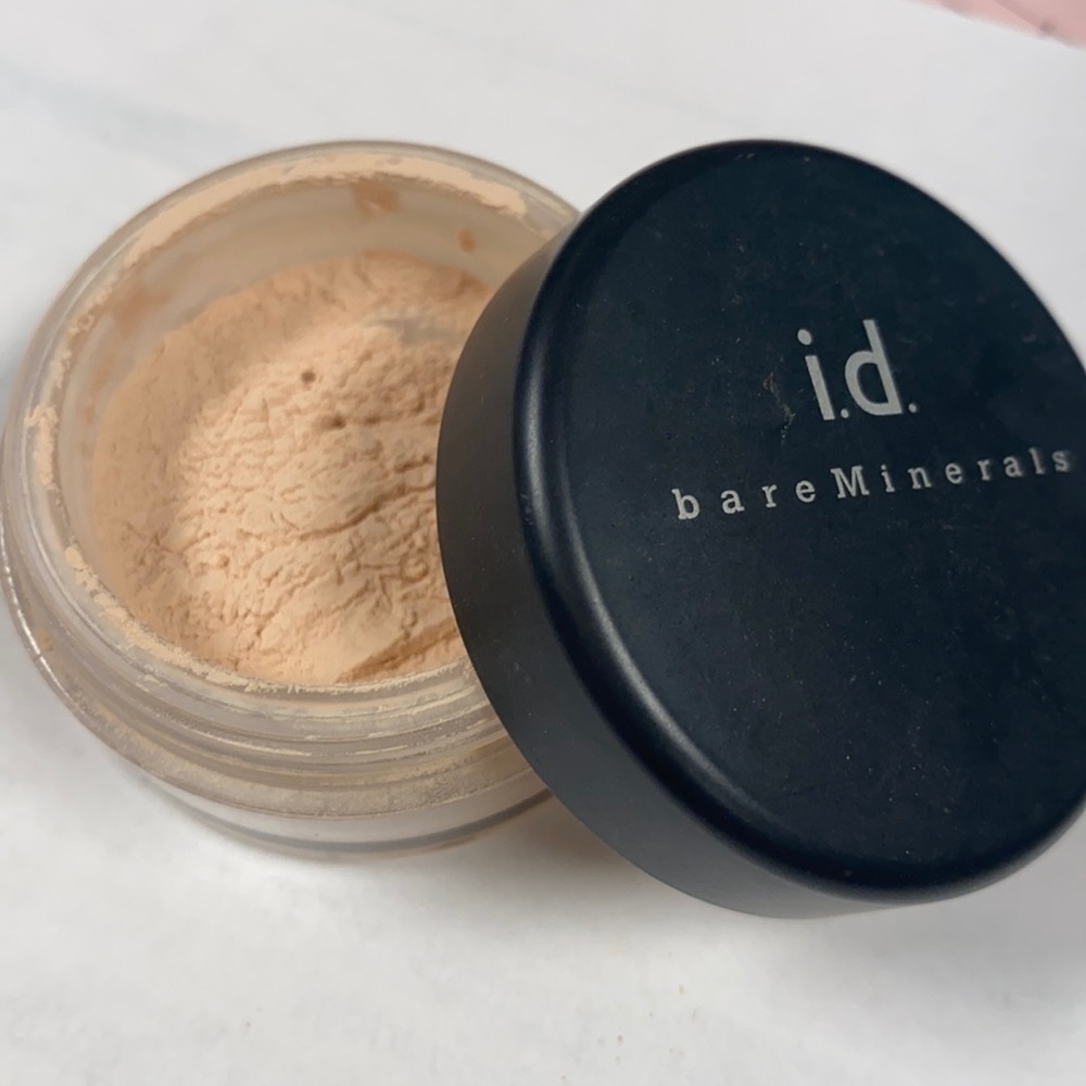 Id bareMinerals Mineral Veil 36078 Powder (1/2 full)